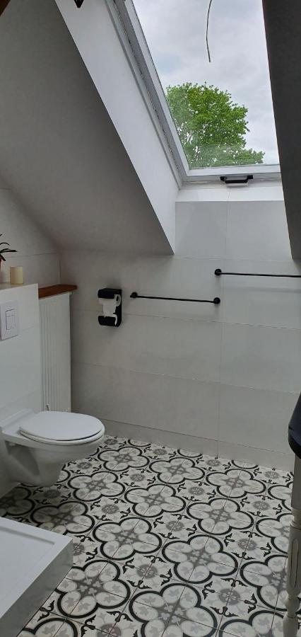 Millanova Apartment Milanowek Luaran gambar