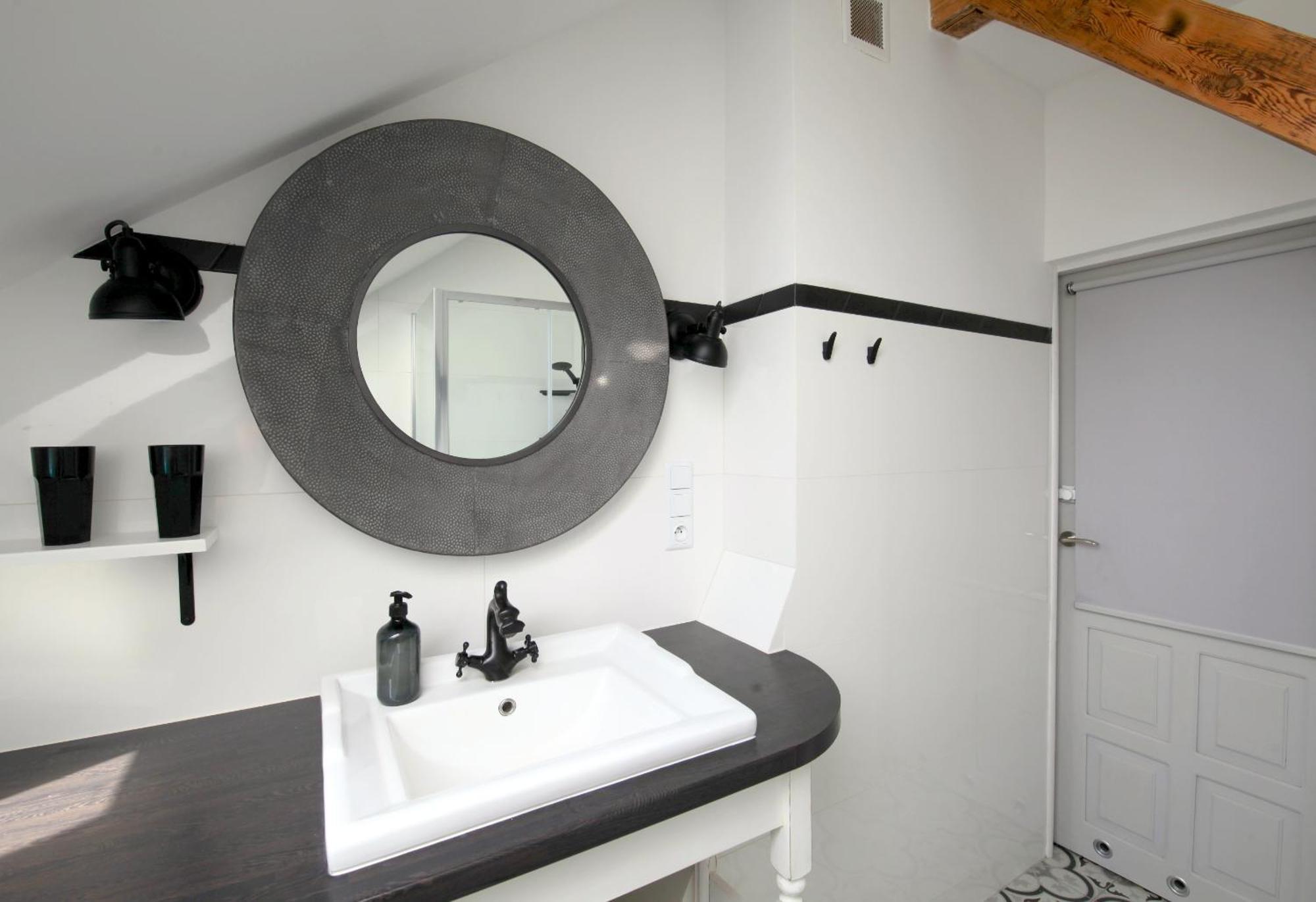 Millanova Apartment Milanowek Luaran gambar