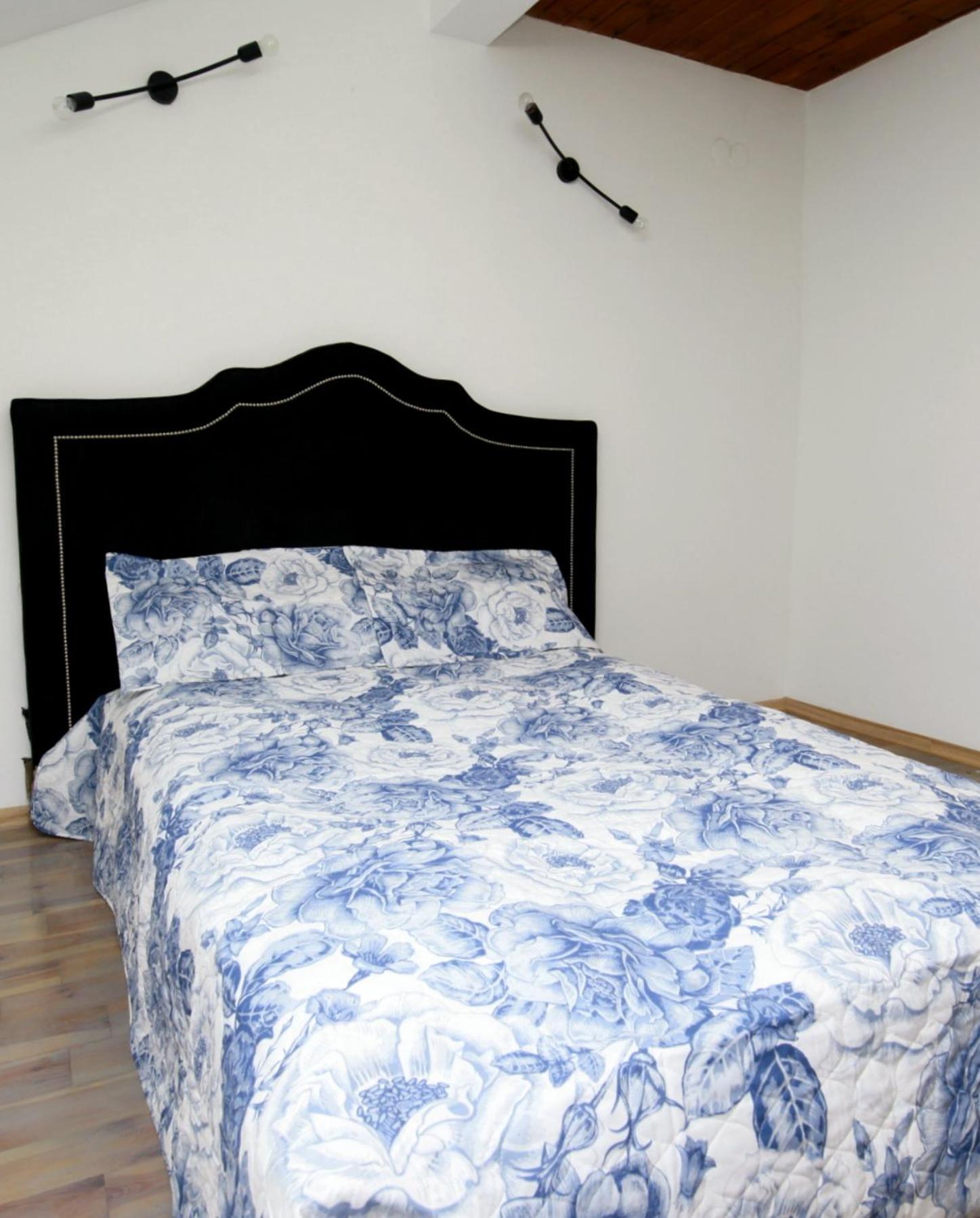 Millanova Apartment Milanowek Luaran gambar